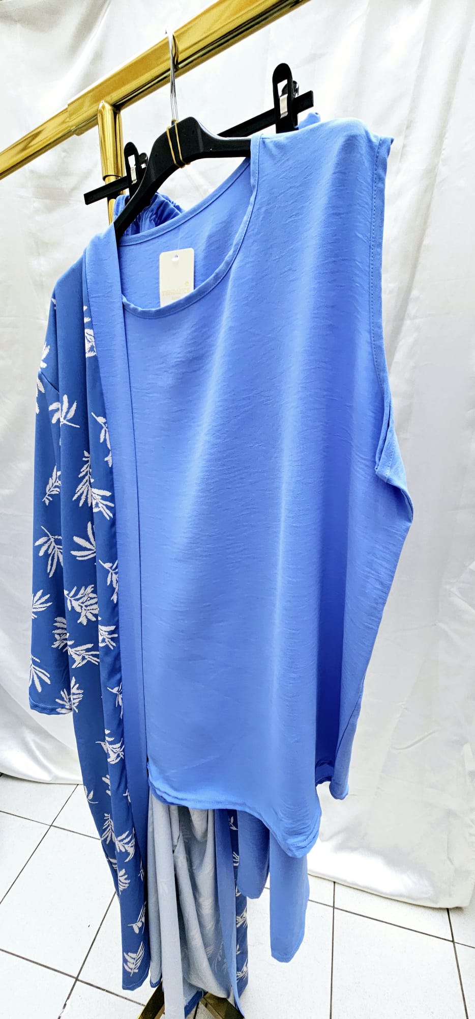 bedekte kleren in een set van 3